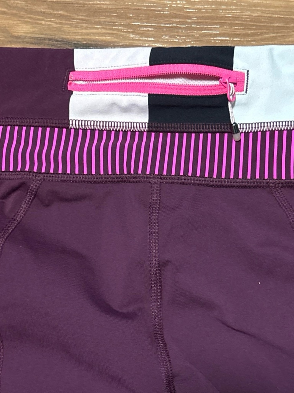 🔥 Lululemon Run Inspire Crop II Leggings Size 4 - Picture 7 of 10